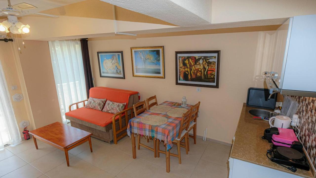 Teras Butik Apart Karaburun  Εξωτερικό φωτογραφία