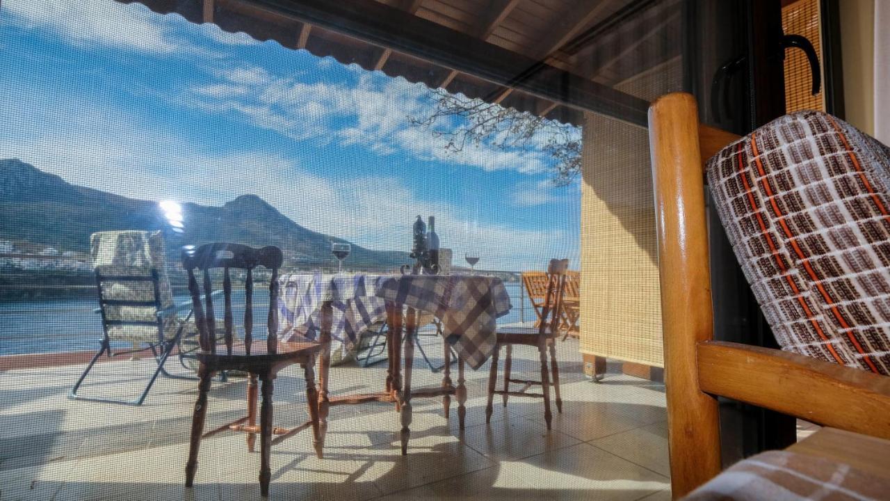 Teras Butik Apart Karaburun  Εξωτερικό φωτογραφία