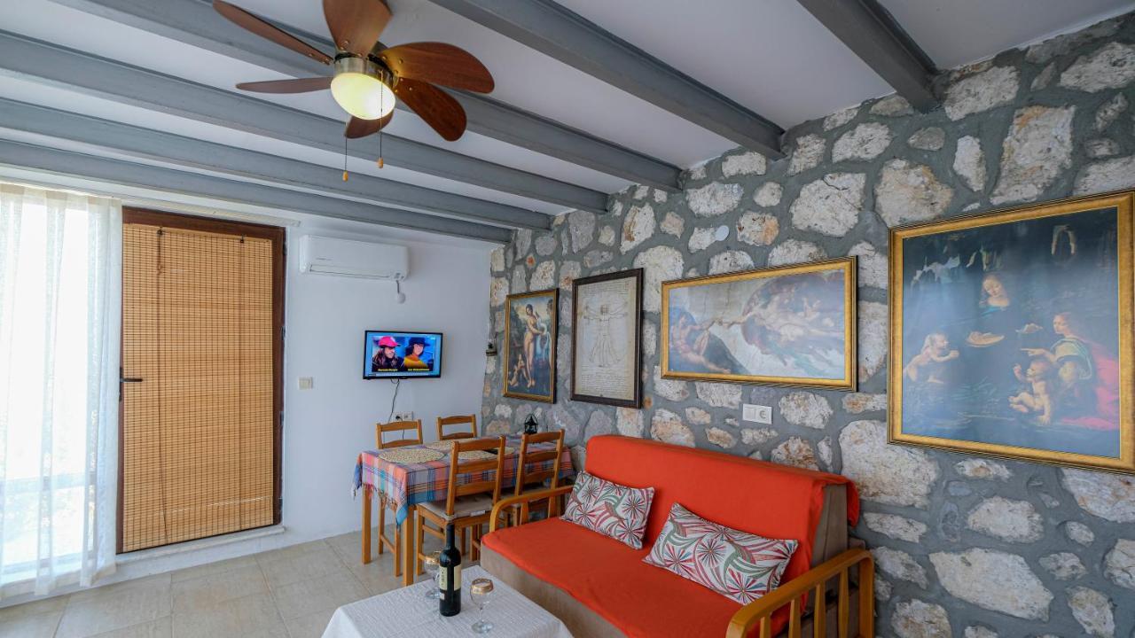 Teras Butik Apart Karaburun  Εξωτερικό φωτογραφία